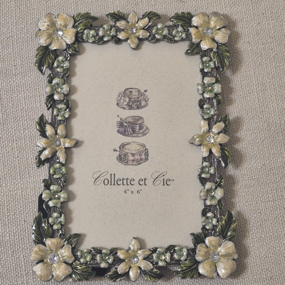 Wellesley Manor 4" X 6" Floral Embellished Photo Frame Multicolored Flowers
